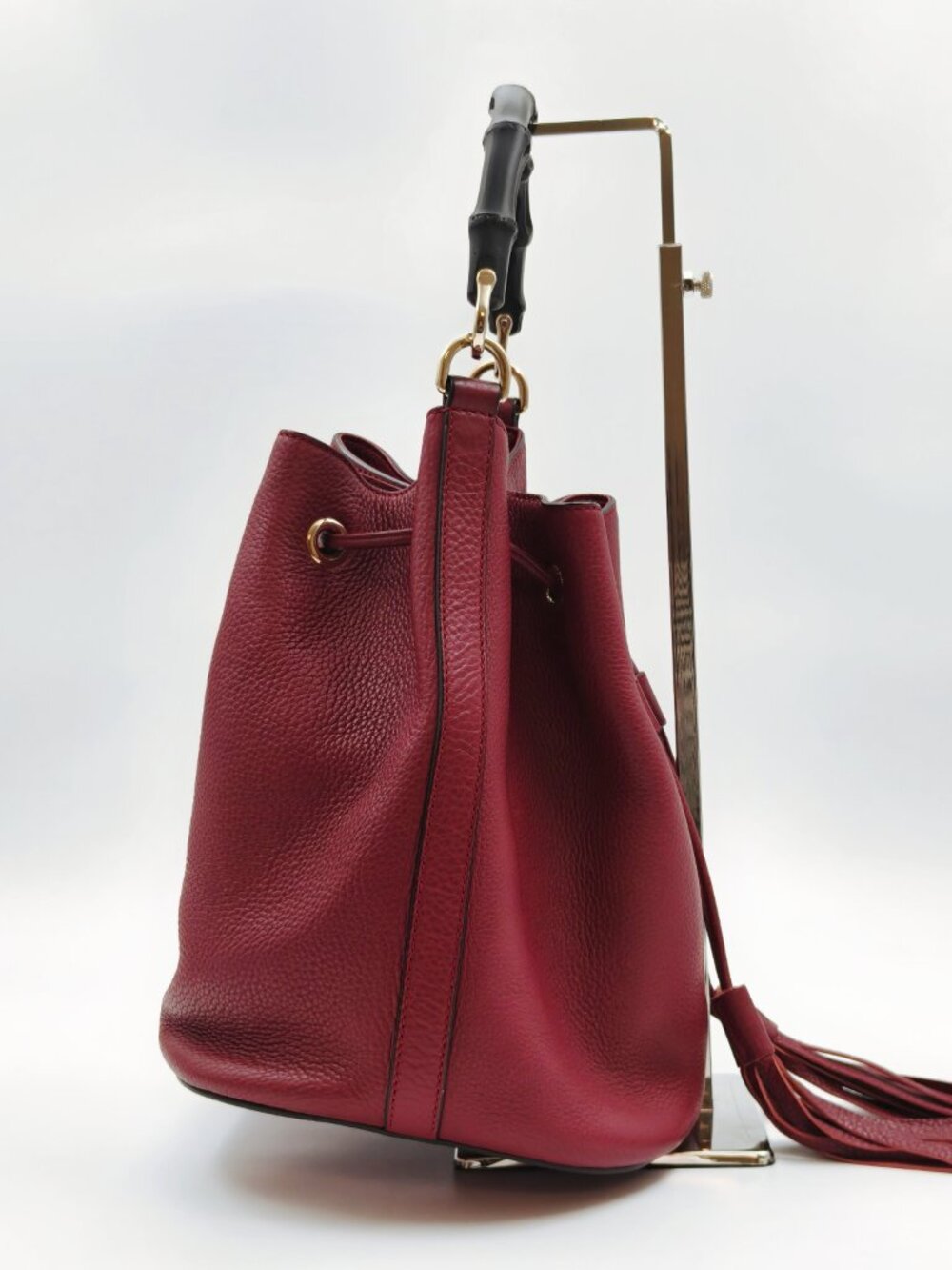 Gucci Bamboo Daily Pebbled Leather Bucket Bag Bordeaux Red Tassel Shoulder Bag - Picture 4 of 16